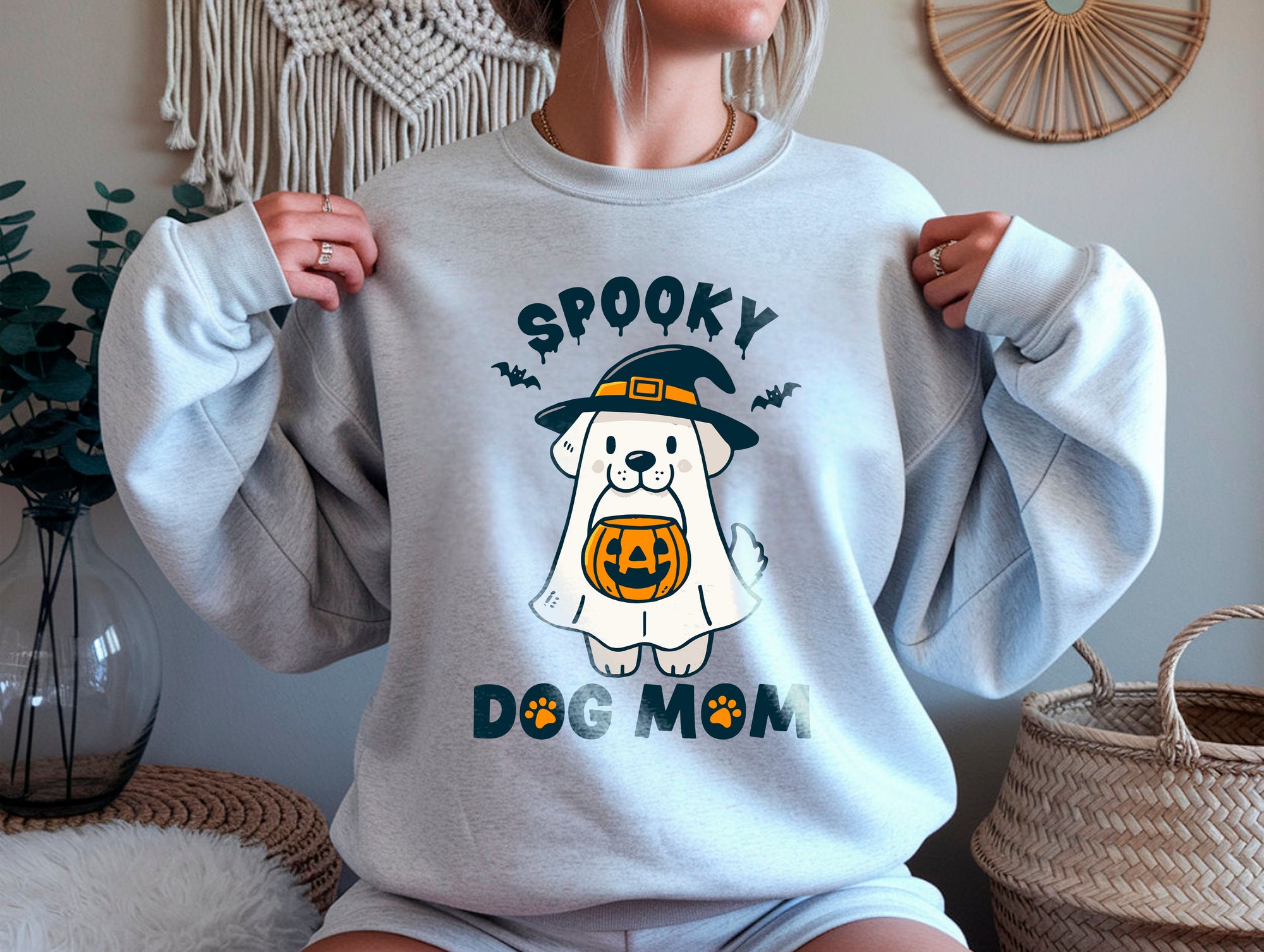 Spooky Dog Mom - Halloween Crewneck Sweatshirt